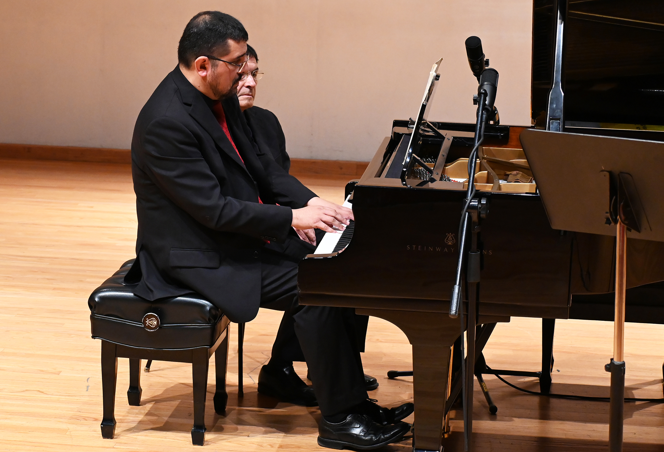 Héctor Ocampo - Raúl de la Mora.